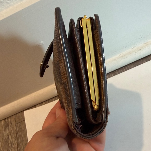 Authentic Louis Vuitton Damier Ebene French Purse Wallet - Picture 5 of 9